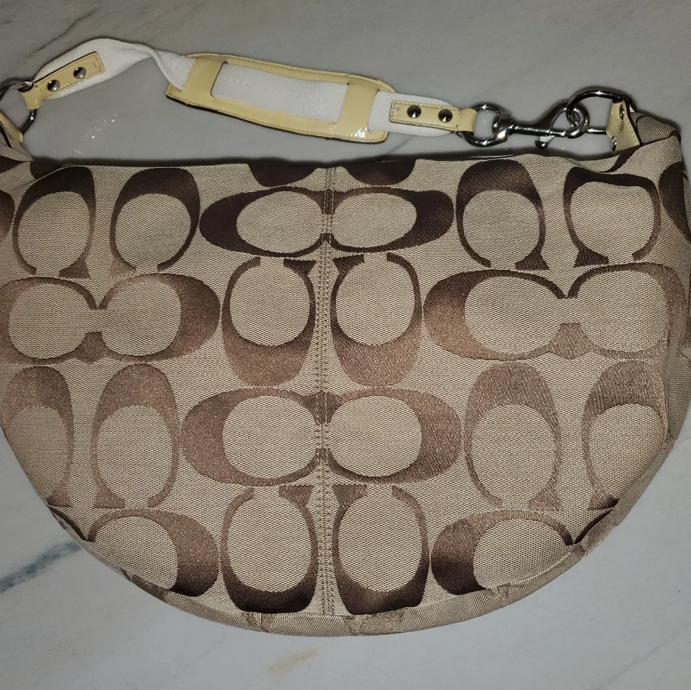 Coach Bag, Coach Signature Canvas Handbag Tan ,brown , yellow. Vintage. - Picture 2 of 16
